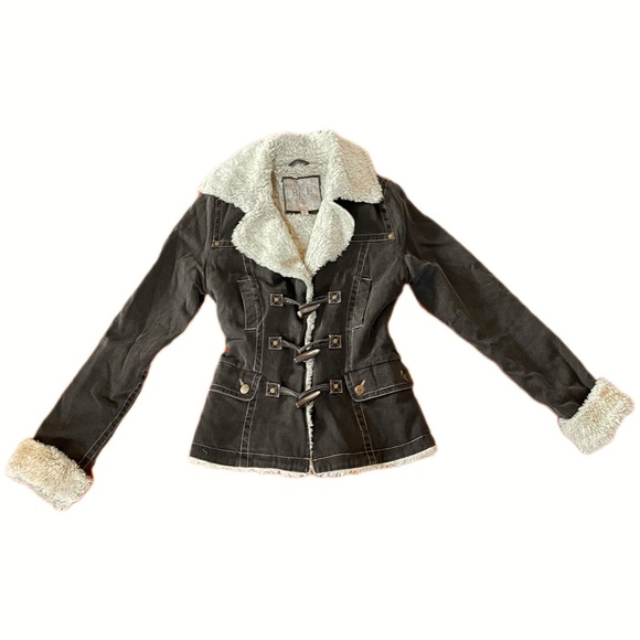 SOLD - Picture 2 of 3